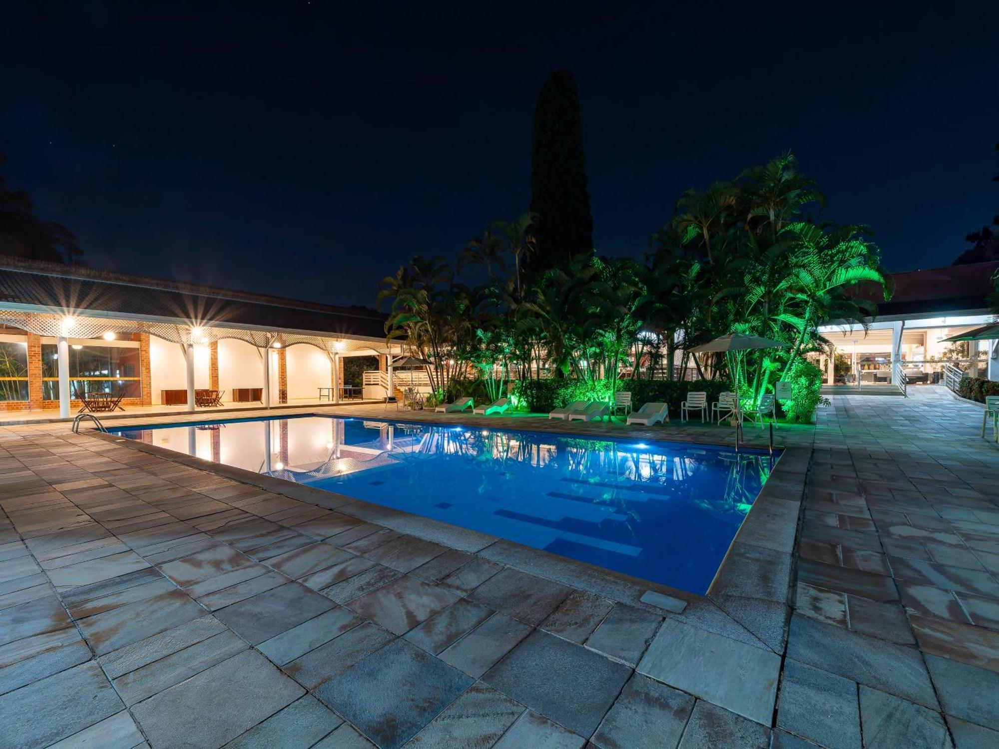 Carlton Suites ليميرا المظهر الخارجي الصورة